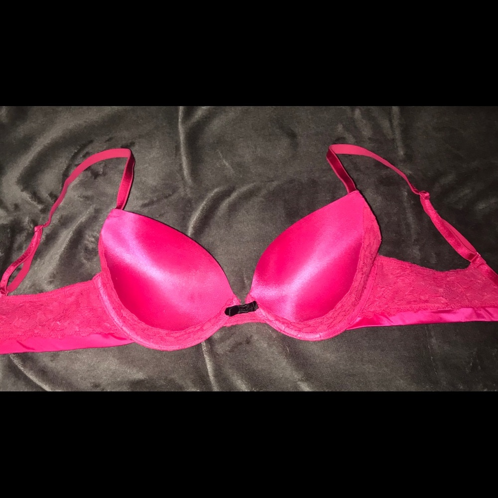 Pink Silky Lace Cosmopolitan push-up Bra
